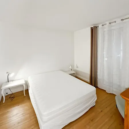 Spacious 2 Bedroom With Parking * Saint-Tropez