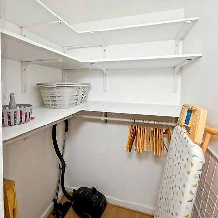 Spacious 2 Bedroom With Parking Apartamento *